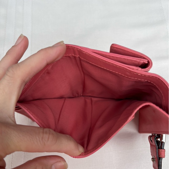 Vintage Coach Soho Wallet with Buckle in Pink Leather - Picture 10 of 15